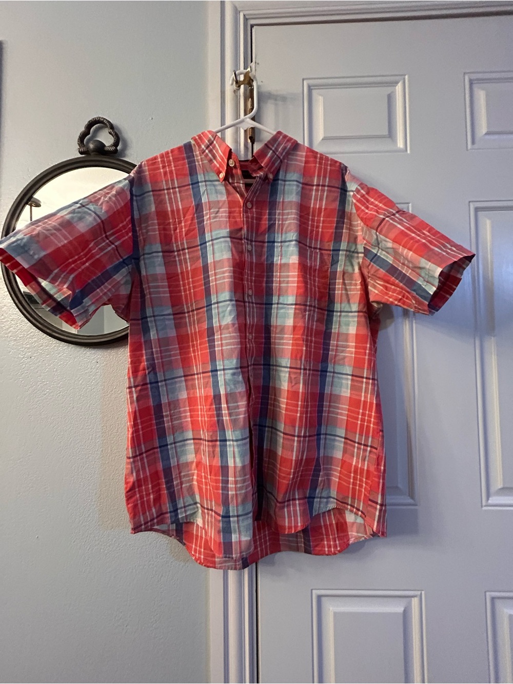 Van Heusen Men's Red Plaid Short-Sleeve Button-Down Shirt XL